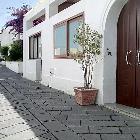 B&B Casa Frank สตรอมโบลี ภายนอก รูปภาพ